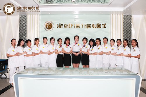 Chi phí cấy tóc vùng trán có đắt không?