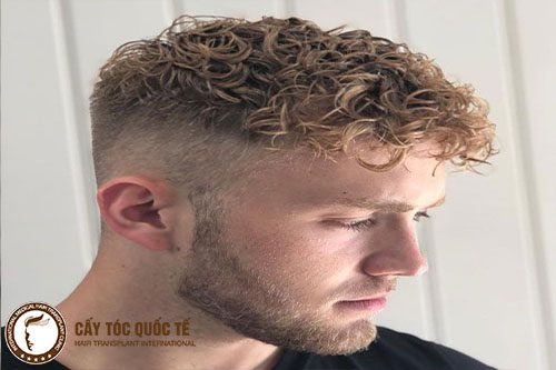 Kiểu tóc này đánh rối tóc giúp tạo kiểu dễ dang hơn với chân tóc bị ít Kiểu tóc này đánh rối tóc giúp tạo kiểu dễ dang hơn với chân tóc bị ít