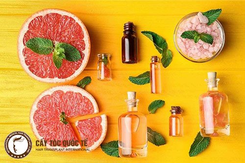 Trị hói tóc của nữ tại nhà không thể không nhắc tới tinh dầu bưởi Trị hói tóc của nữ tại nhà không thể không nhắc tới tinh dầu bưởi