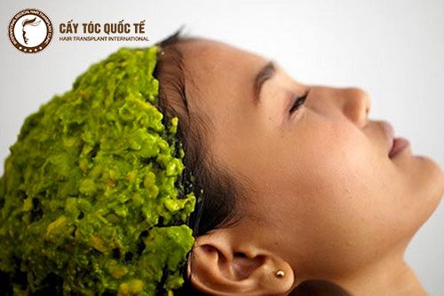 Mặt nạ tóc bơ dưỡng ẩm cho da đầu rất tốt và cũng cấp chất dinh dưỡng cho tóc mọc nhieeug hơn 